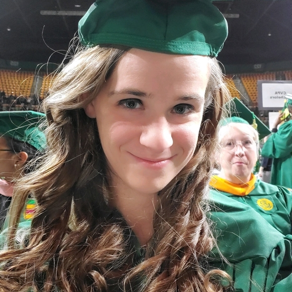 Meet your Posher, Bella - Picture 5 of 7